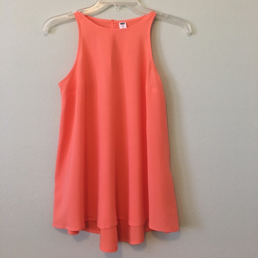 Halter tank top flared bottom keyhole in back